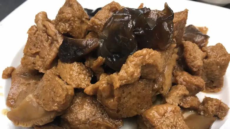 31. Five Spicy Bran Dough 上海烤麩
